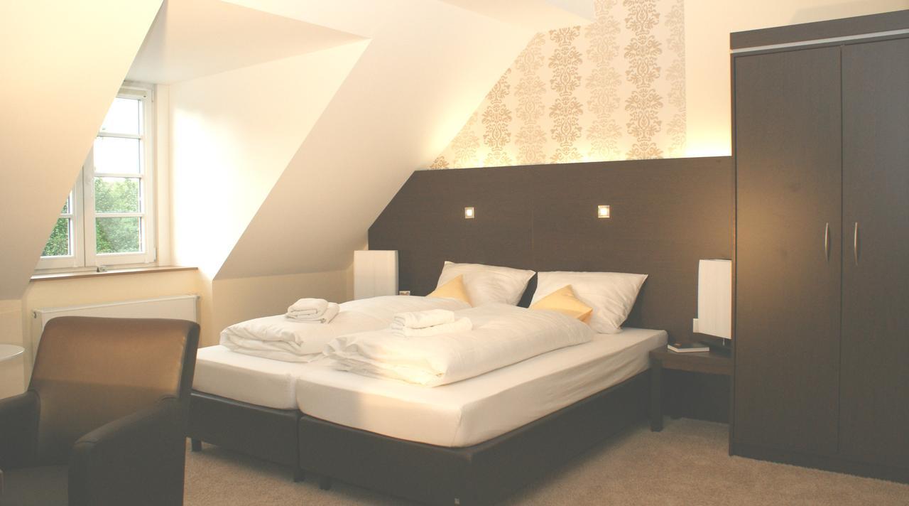 Hotel Stadt Steinheim Екстер'єр фото