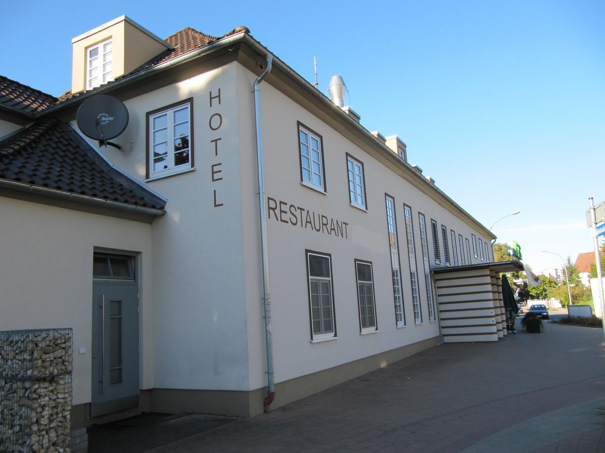 Hotel Stadt Steinheim Екстер'єр фото