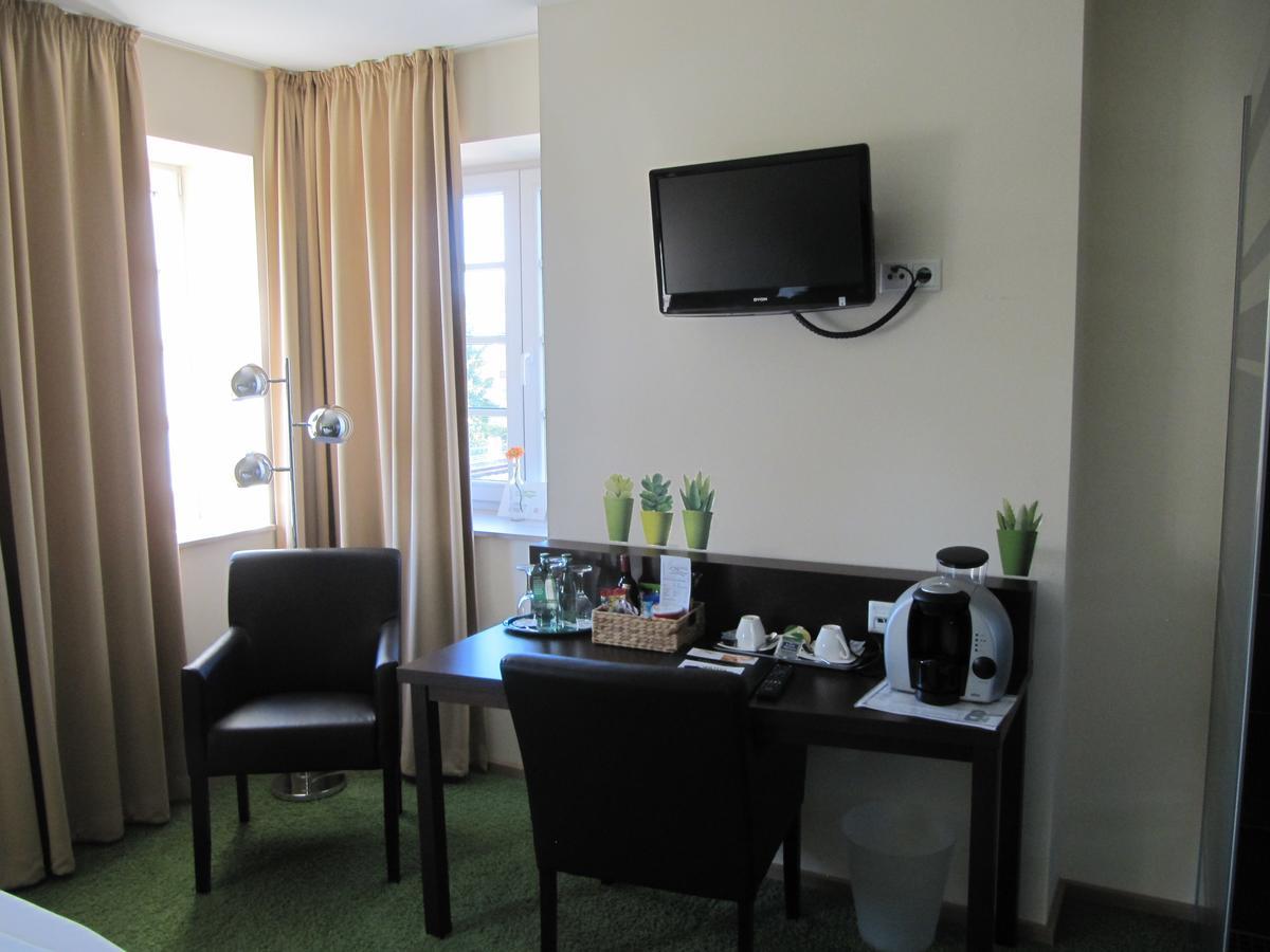 Hotel Stadt Steinheim Екстер'єр фото
